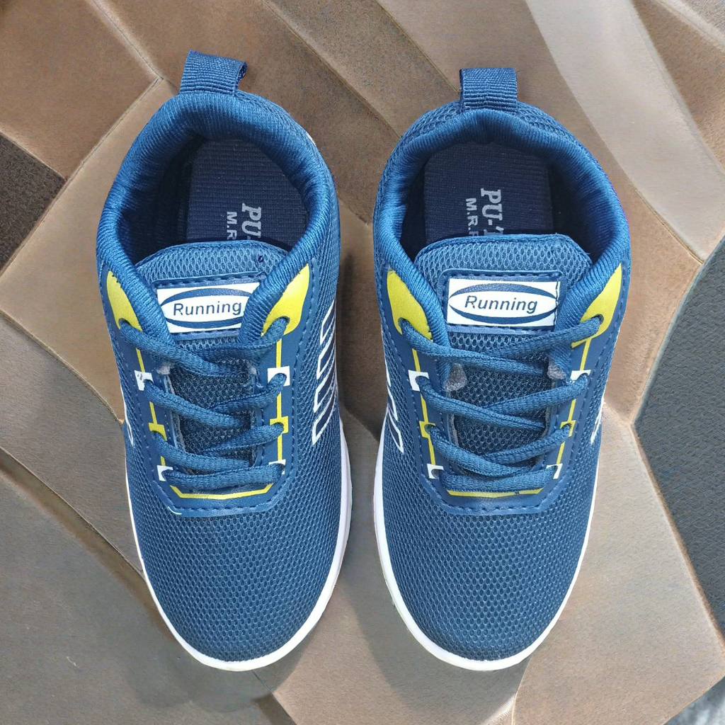 Pu-teck kids sports shoes runing